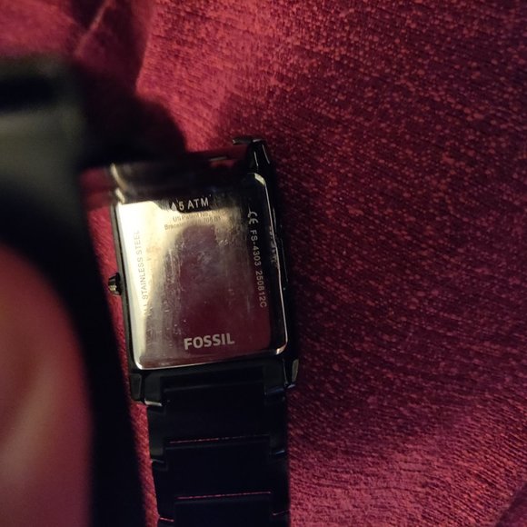 Amaze-Zing (B1) Sale!!: #19 Fossil Black Beauty Watch - Picture 3 of 6